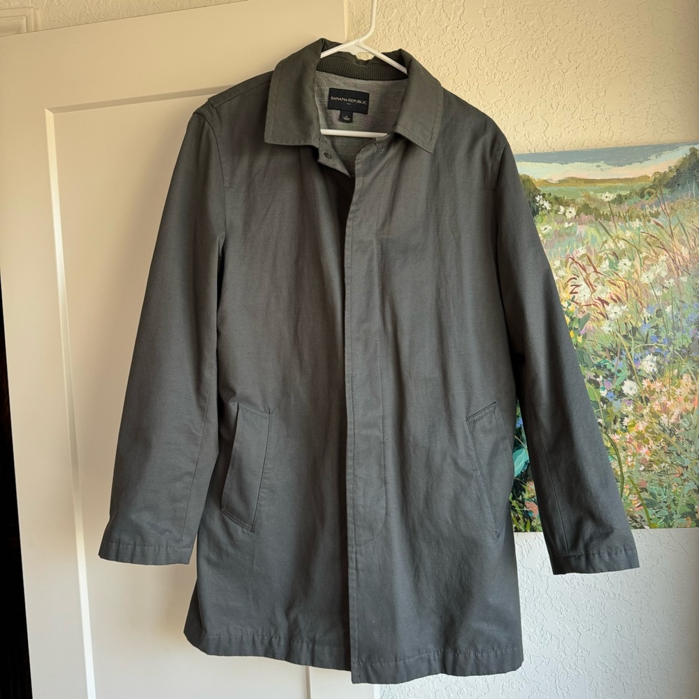 Banana Republic Mens’ Gray Car Coat water resistant Trench, Medium